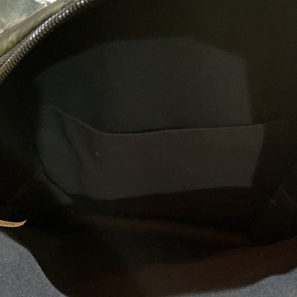 Beautiful backpack - Picture 2 of 3